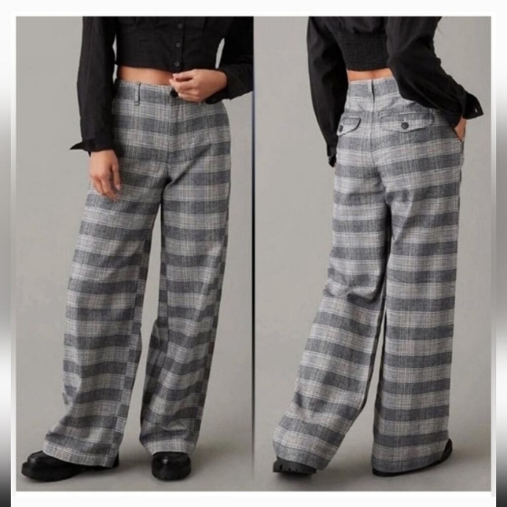 American Eagle Super High Rise Baggy Wide Leg Pants Plaid Gray Size 10 Short